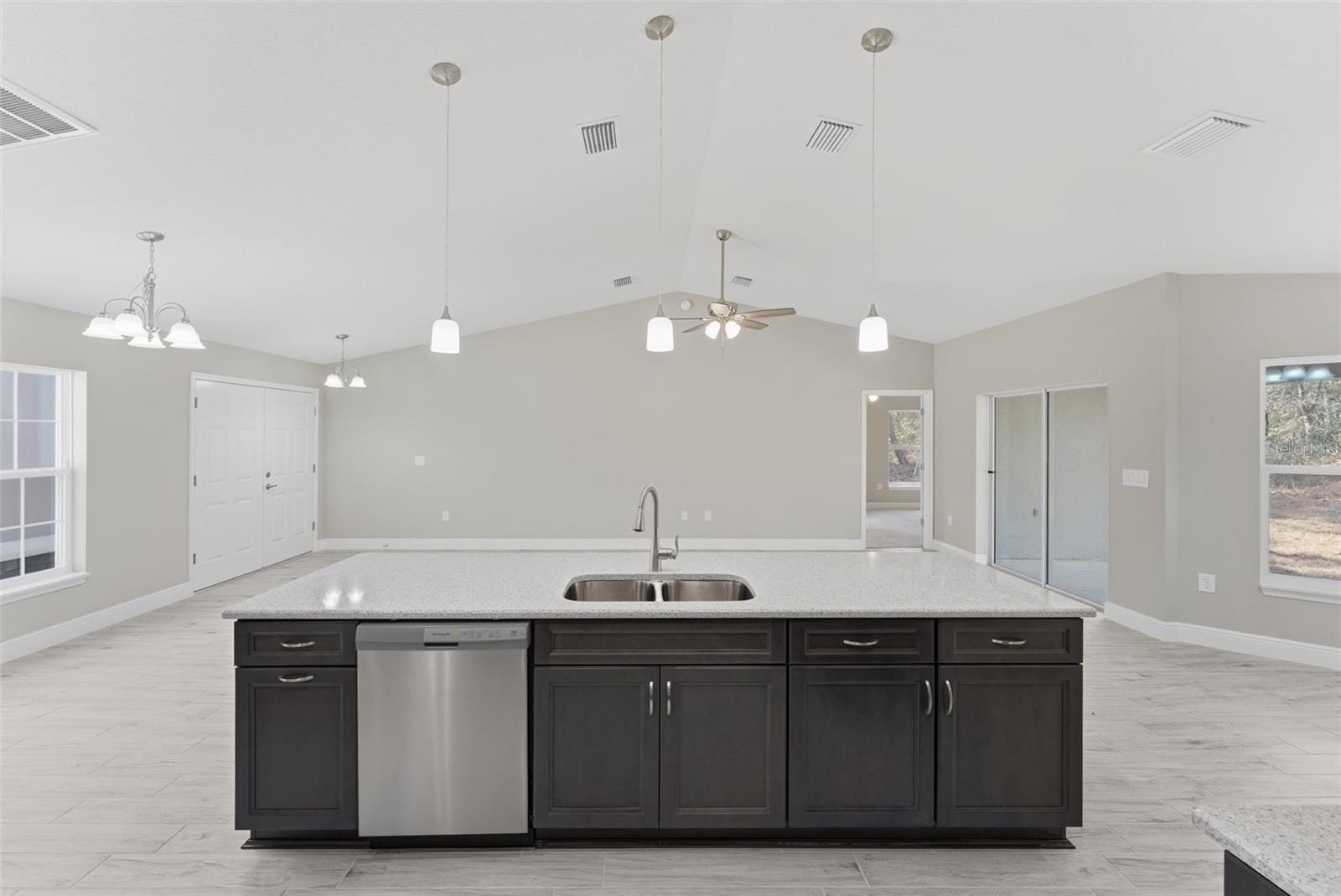 CITRUS SPGS UNIT 09 - Residential