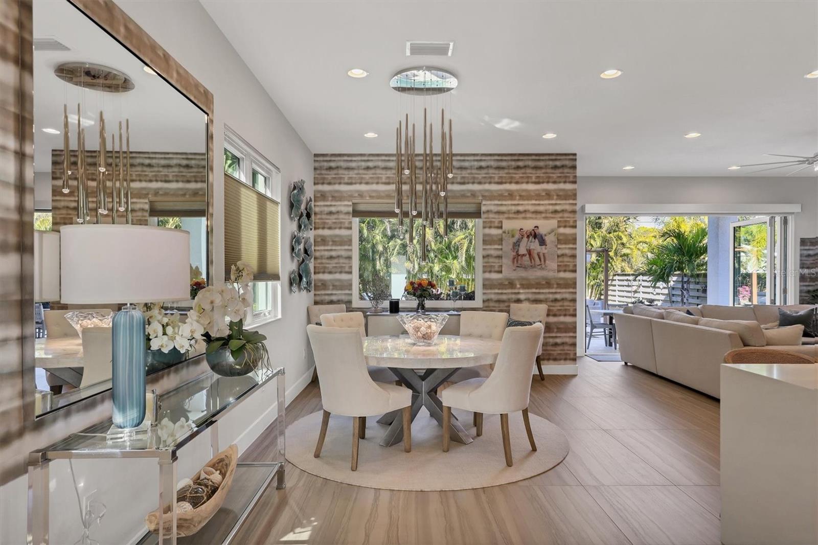 RIDGEWOOD - Residential