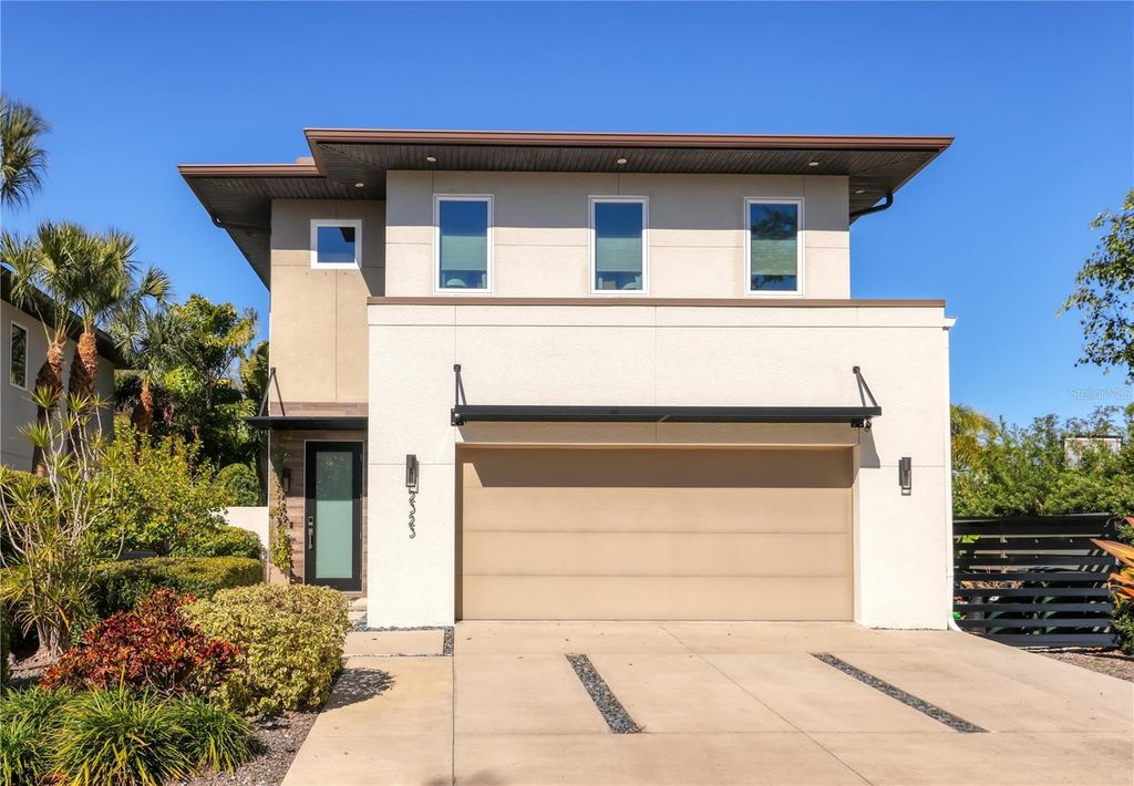 Photo of 2323 Pine Terrace, Sarasota, FL 34231 (MLS # A4679272)