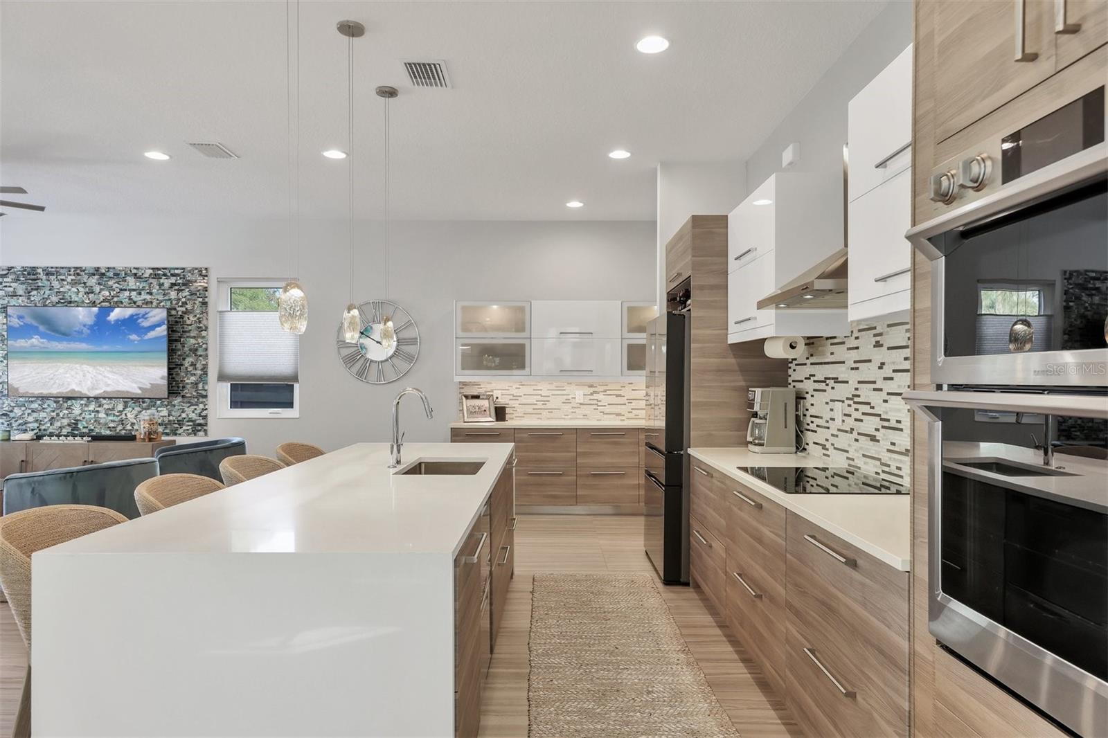 RIDGEWOOD - Residential