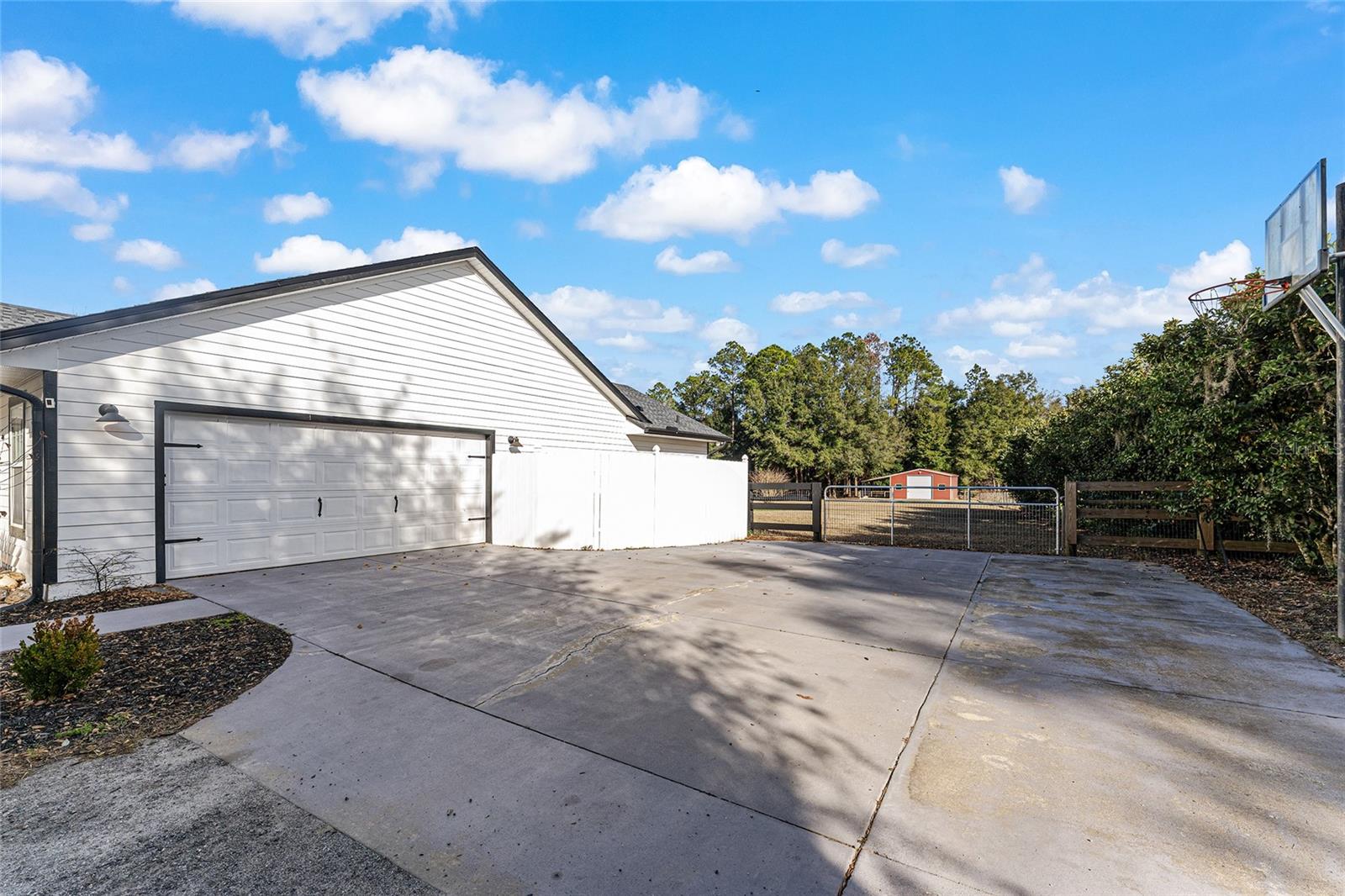ALACHUA ESTATES - Residential