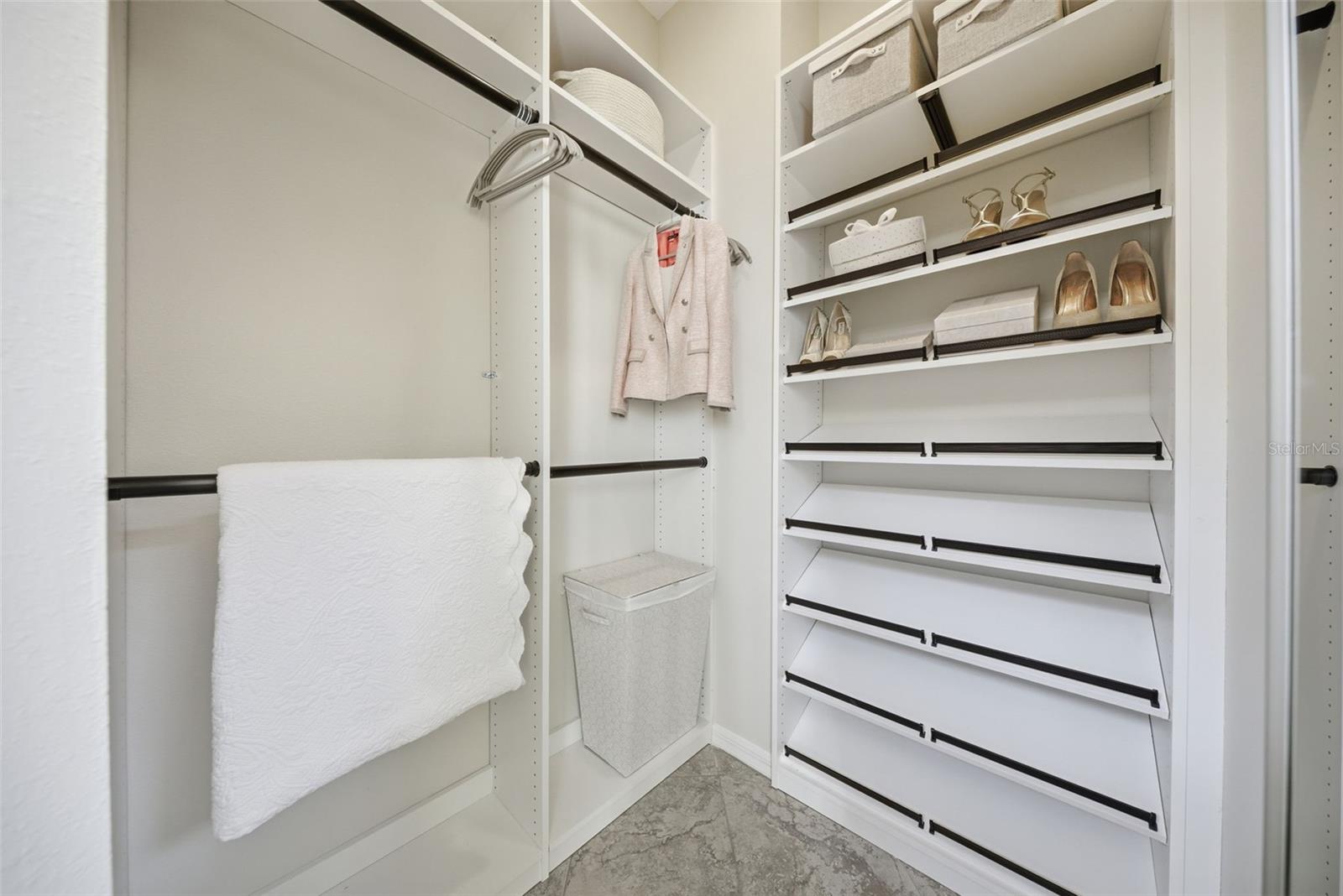 PARCEL B - THE PINNACLE - Residential