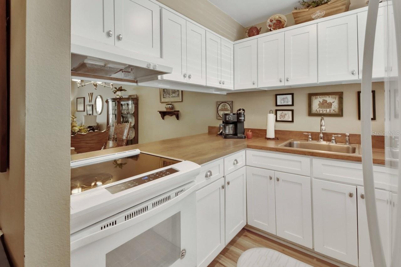 20 FAIRWAY COURT 20