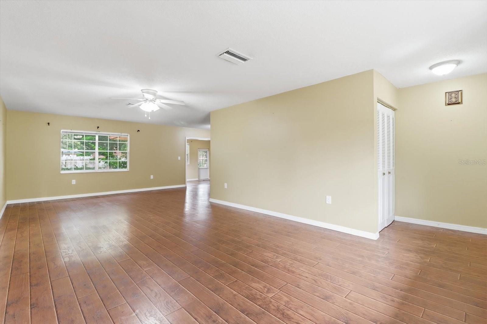 CITRUS SPGS UNIT 04 - Residential