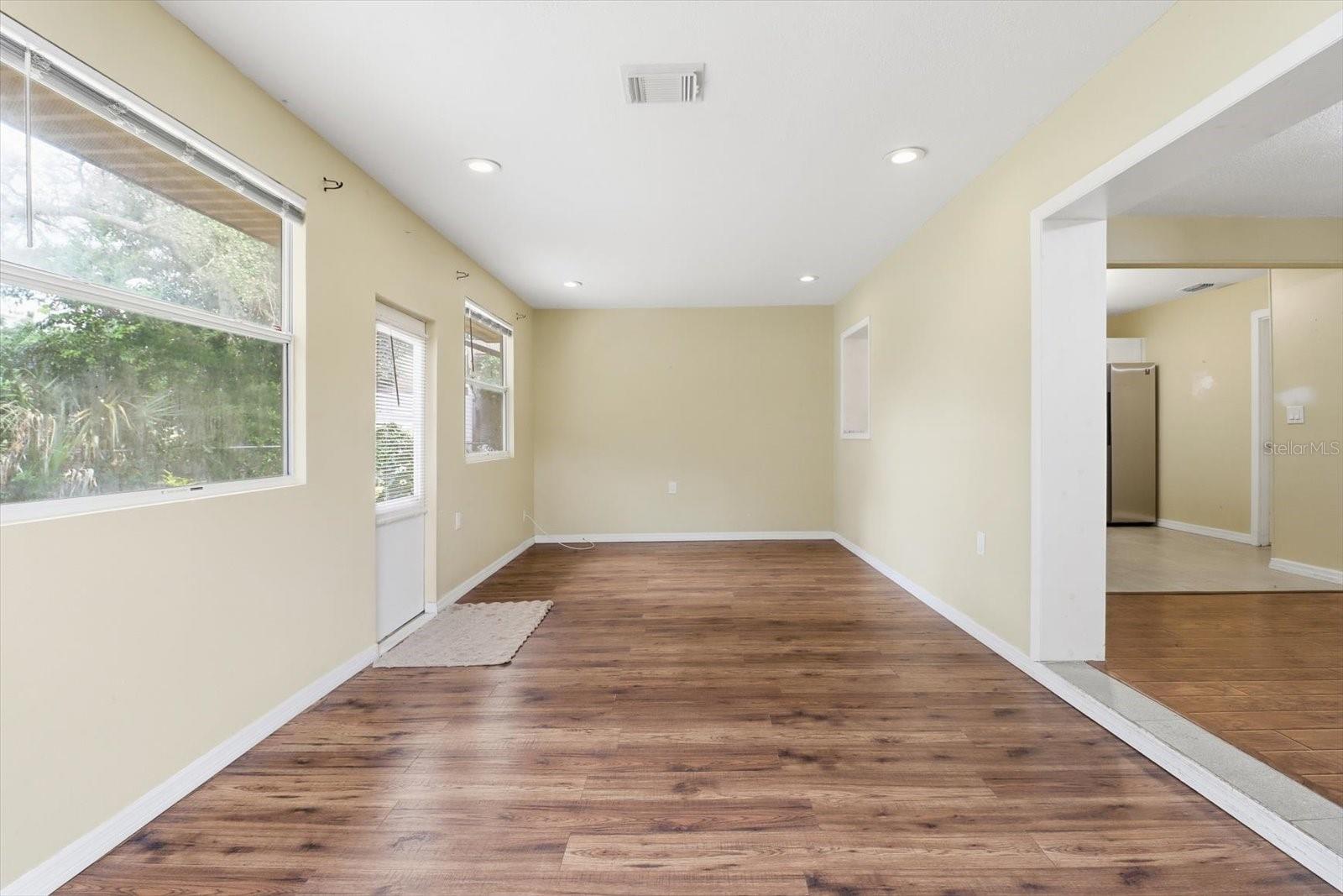 CITRUS SPGS UNIT 04 - Residential