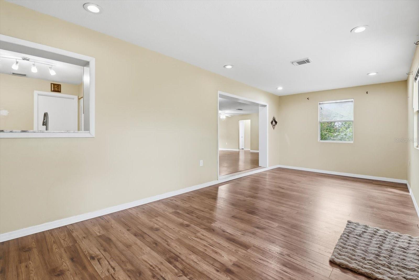 CITRUS SPGS UNIT 04 - Residential