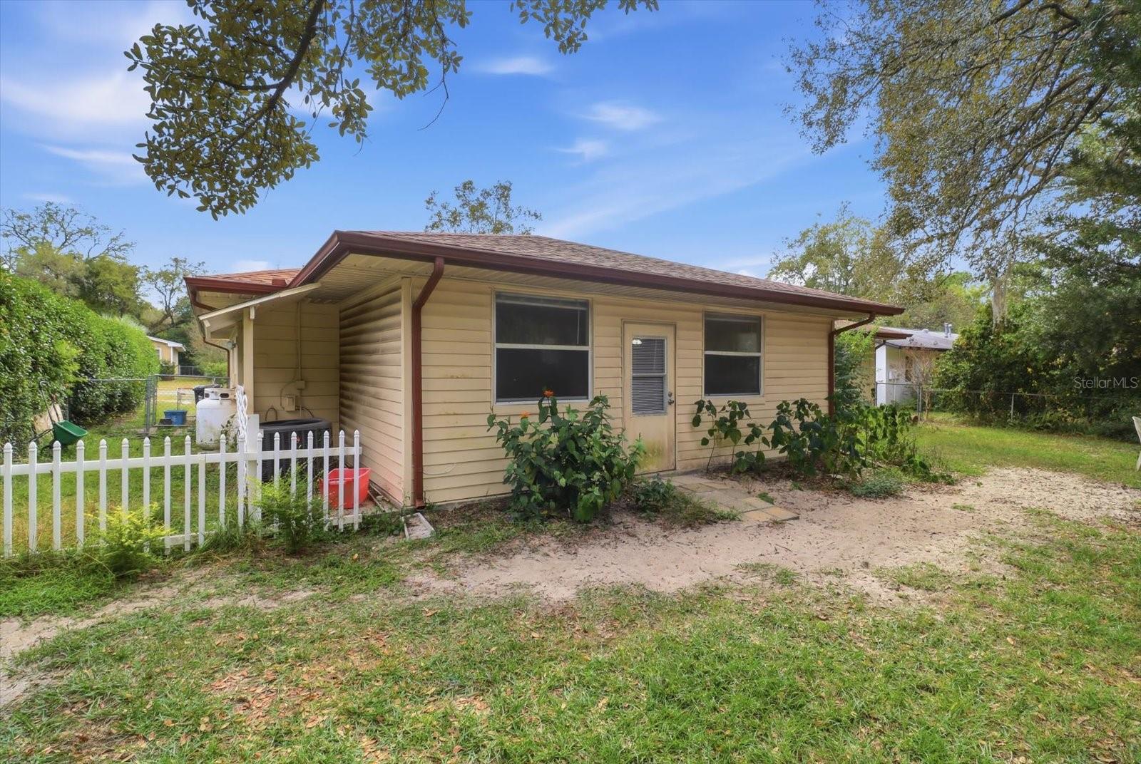 CITRUS SPGS UNIT 04 - Residential