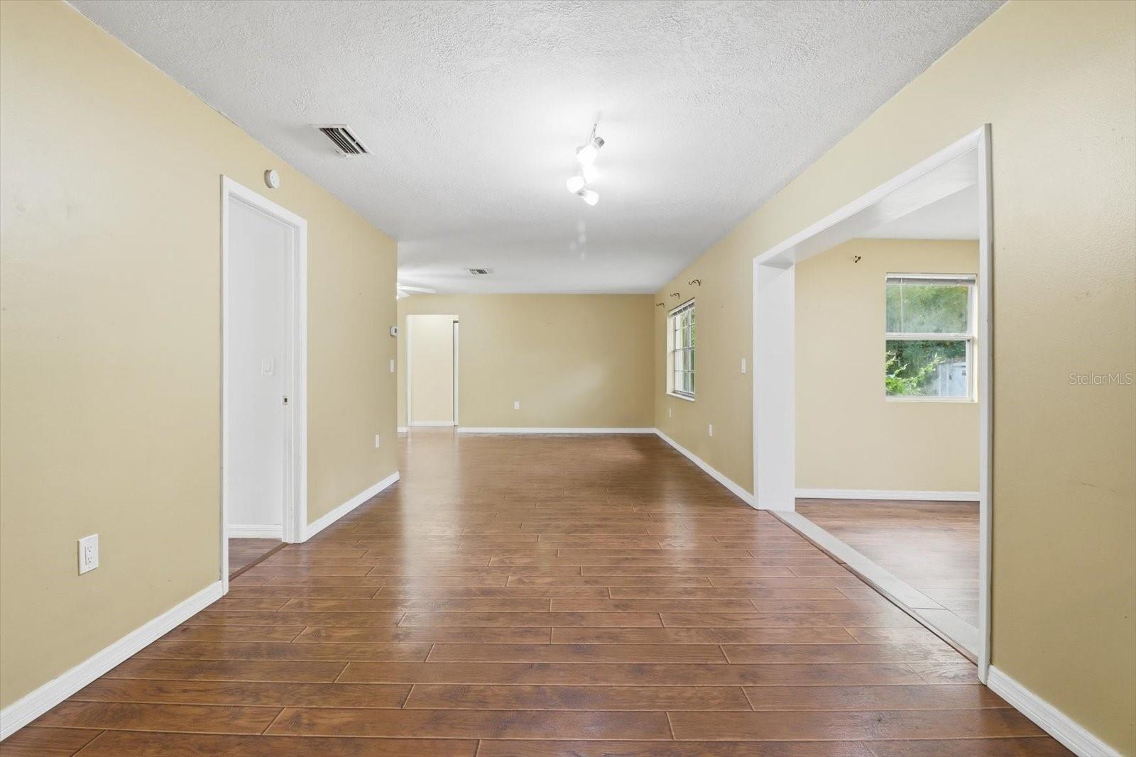 CITRUS SPGS UNIT 04 - Residential