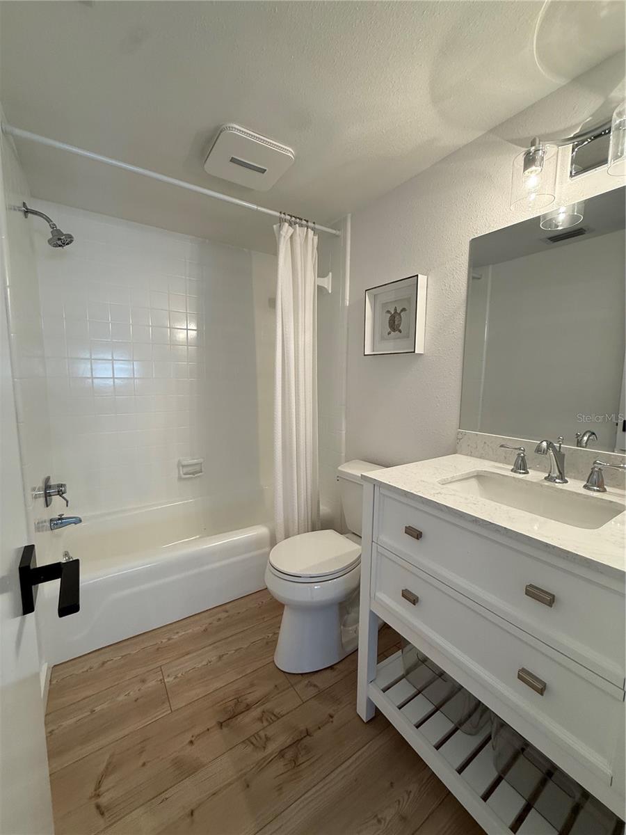 ROTHMOOR ESTATES CONDO - Residential Lease