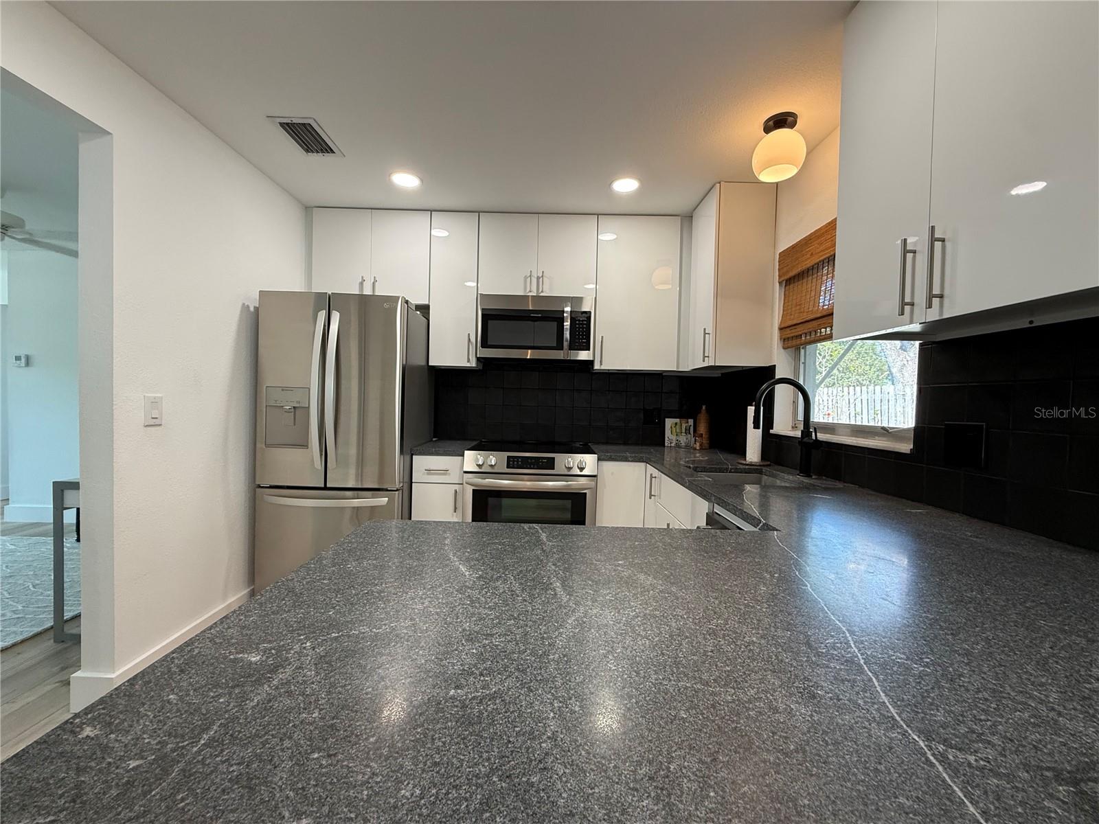 ROTHMOOR ESTATES CONDO - Residential Lease