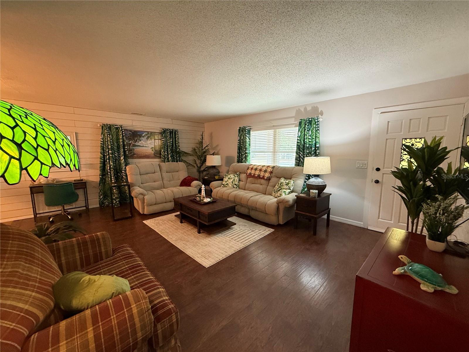 POINT O WOODS UNIT 02 - Residential Lease