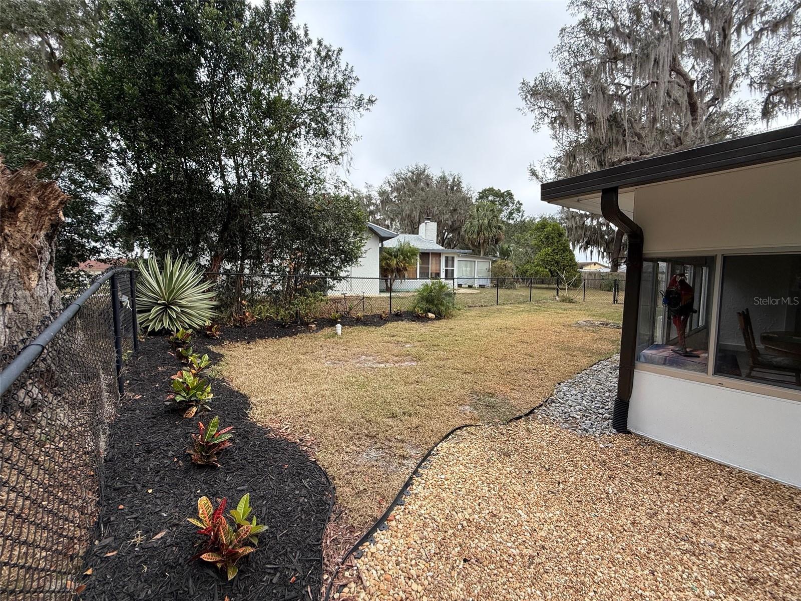 POINT O WOODS UNIT 02 - Residential Lease