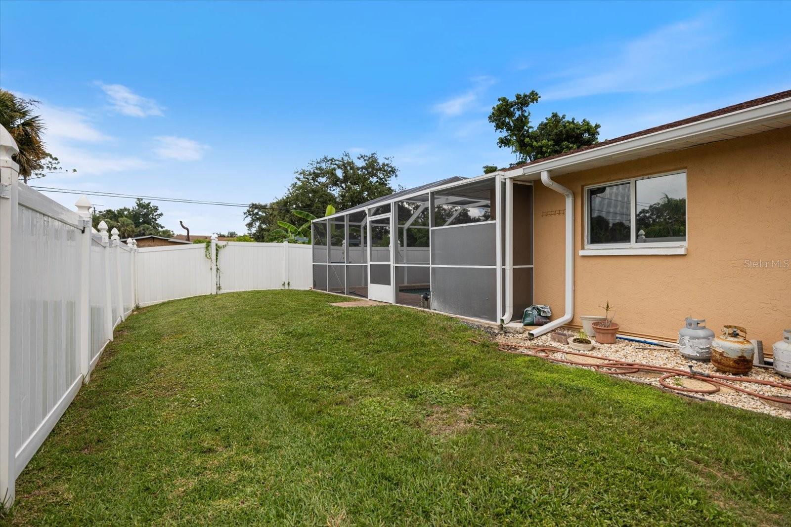 SOUTH VENICE - Residential