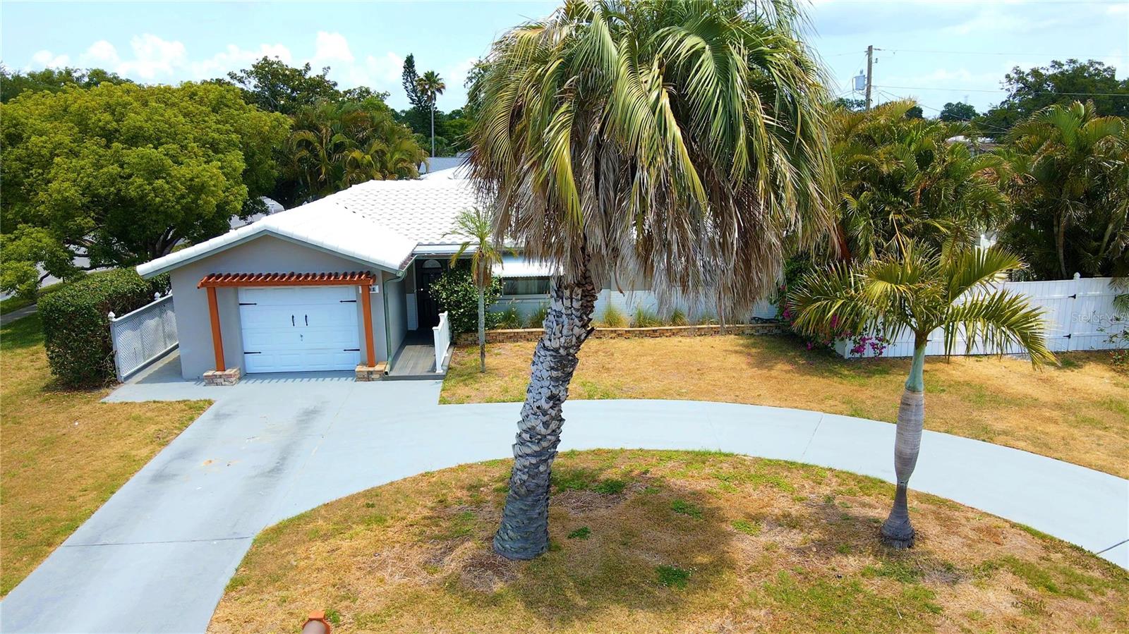 101 S MAYWOOD AVENUE