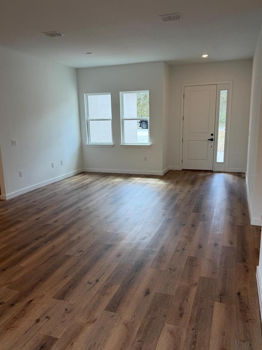 MARION OAKS UN 09 - Residential