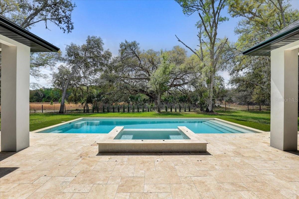 SANCTUARY ON LIVINGSTON PHASE 4 - Residential