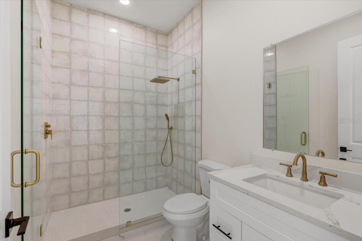 SANCTUARY ON LIVINGSTON PHASE 4 - Residential