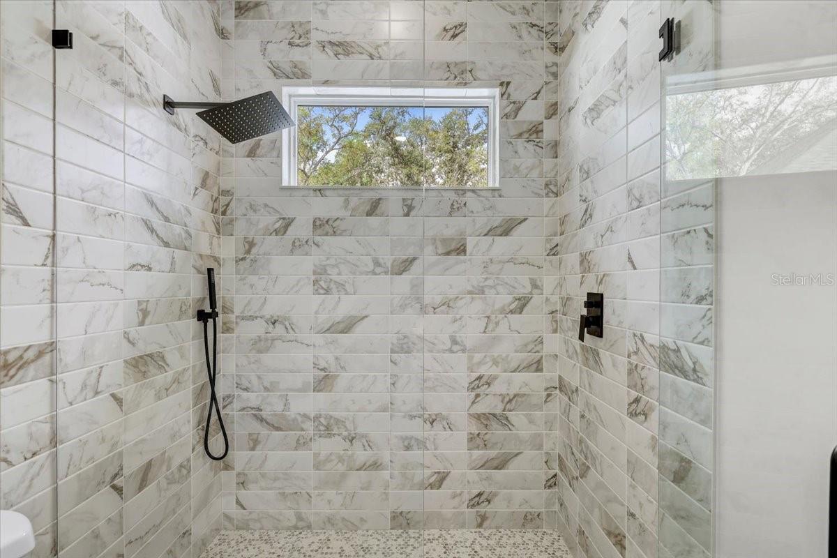 SANCTUARY ON LIVINGSTON PHASE 4 - Residential