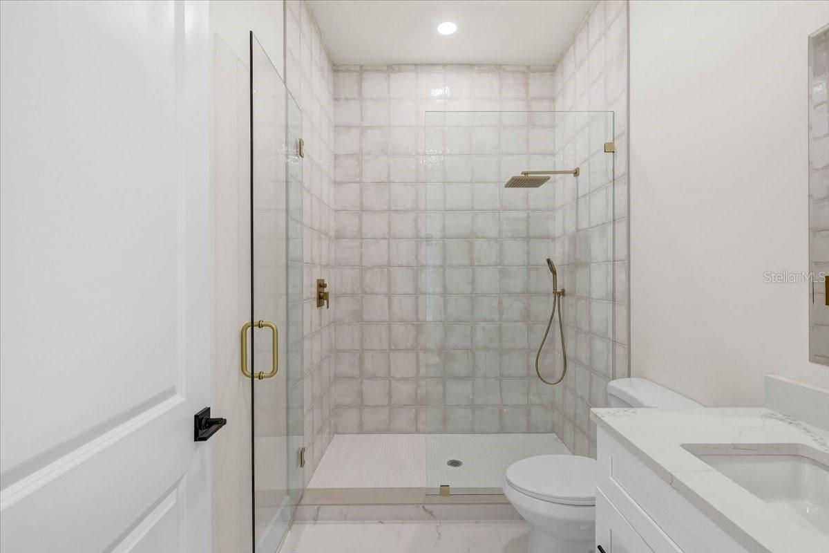 SANCTUARY ON LIVINGSTON PHASE 4 - Residential