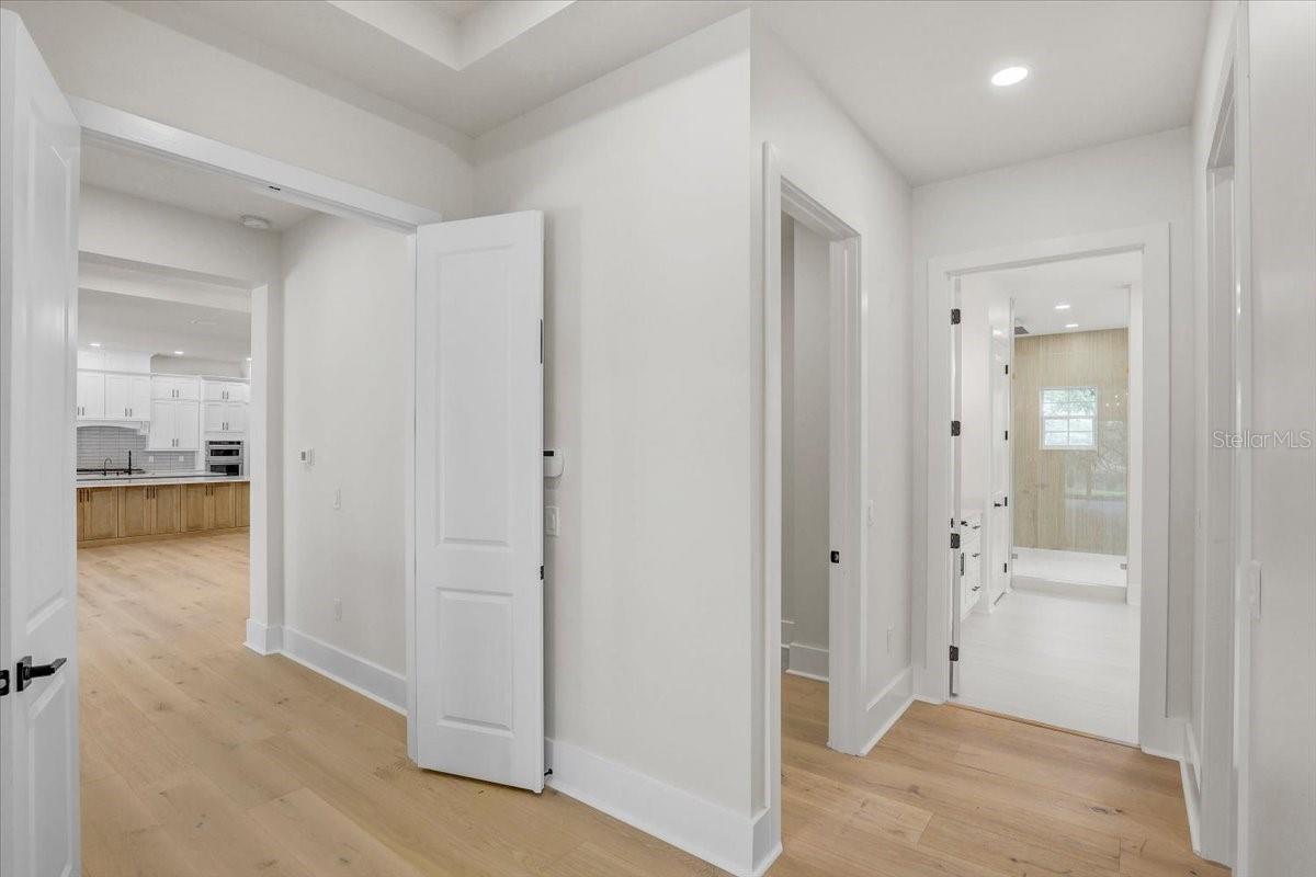 SANCTUARY ON LIVINGSTON PHASE 4 - Residential