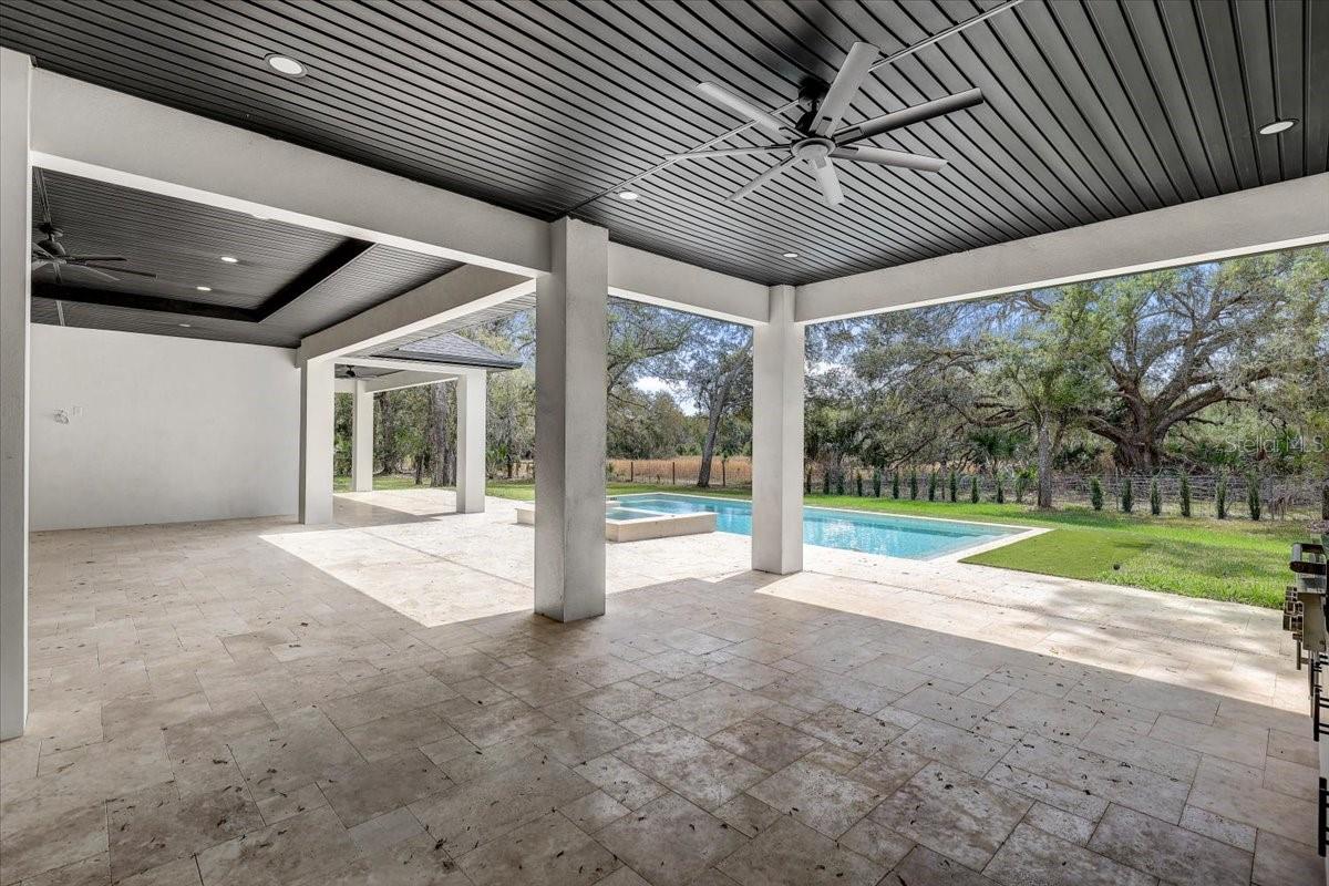 SANCTUARY ON LIVINGSTON PHASE 4 - Residential