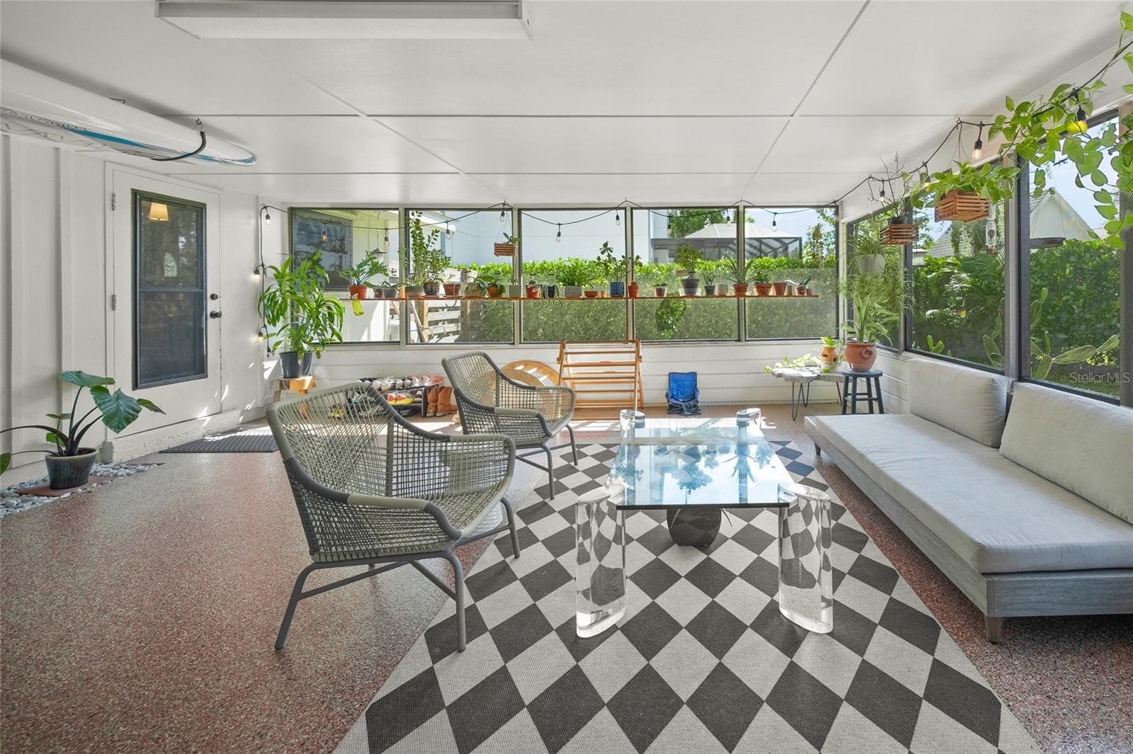 PAVER PARK ESTATES - Residential