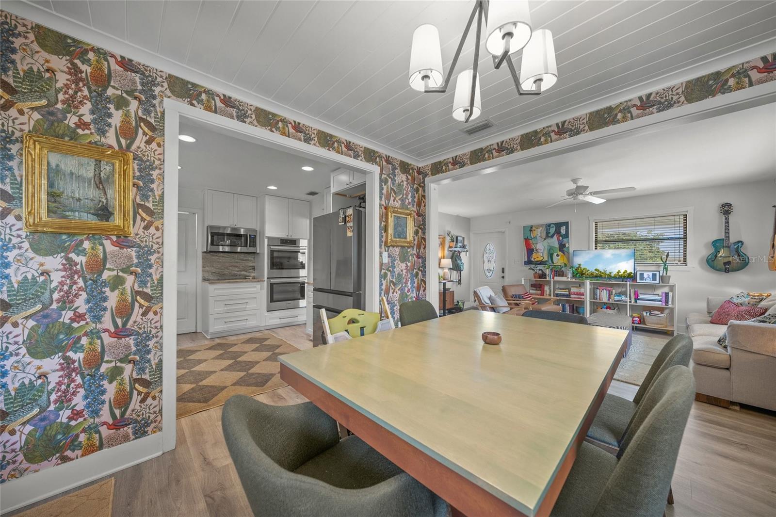 PAVER PARK ESTATES - Residential