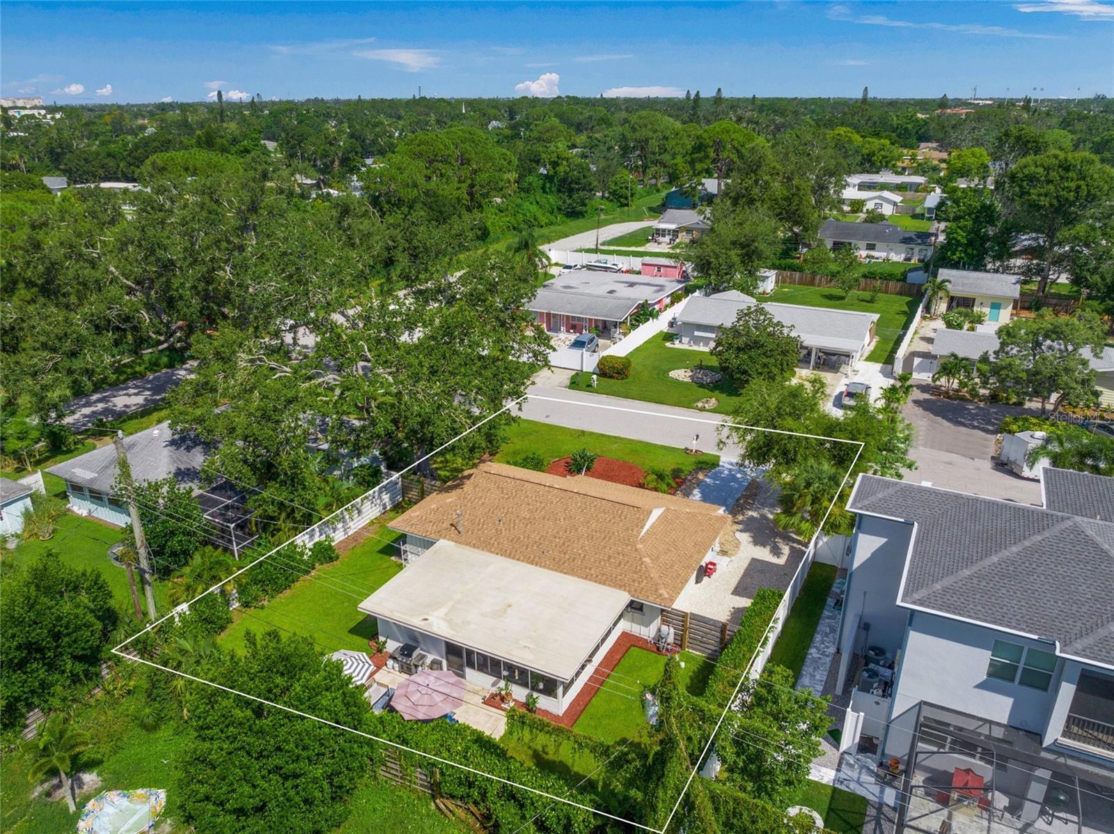 PAVER PARK ESTATES - Residential