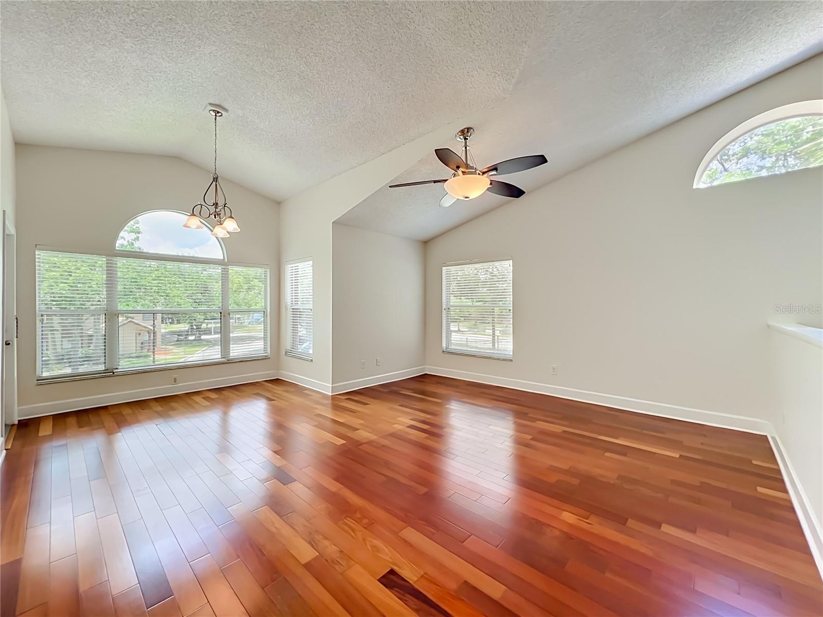 5464 E MICHIGAN STREET 5464-8