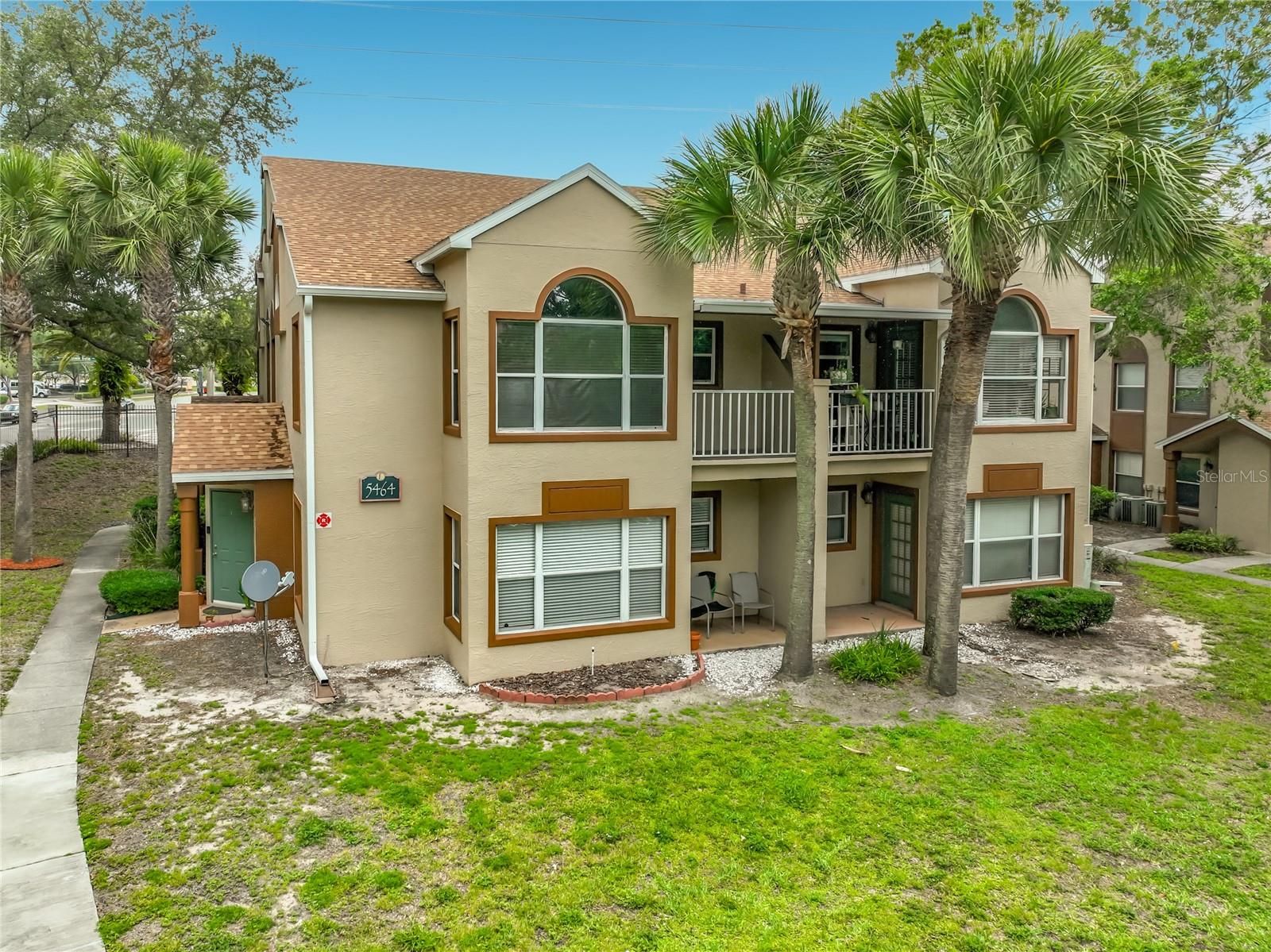 SIESTA LAGO CONDOS - Residential