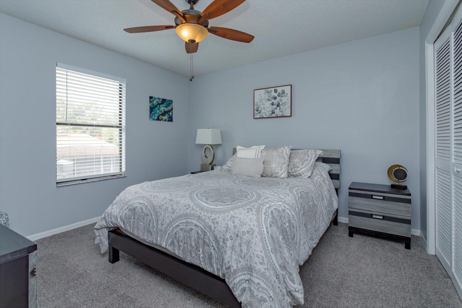 WHISPER LAKES - Residential