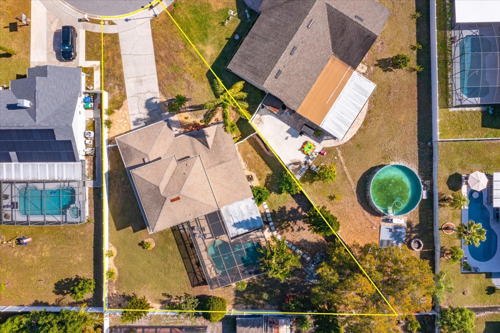 WHISPER LAKES - Residential