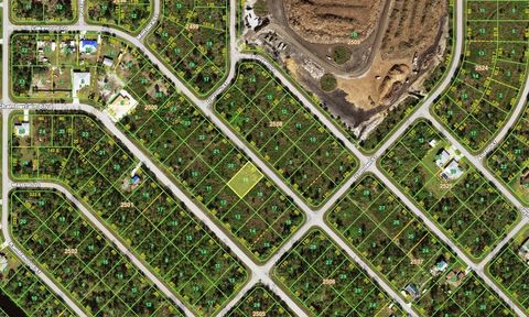 357 LAKEWOOD LANE PORT CHARLOTTE FL 33953