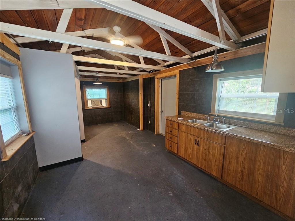 WEST INDIAN LAKE HEIGHTS SUB - Residential