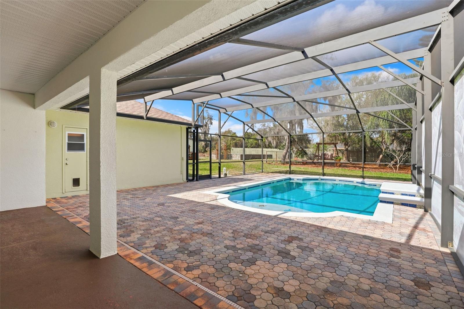 BAY LAKE ESTATES - Residential