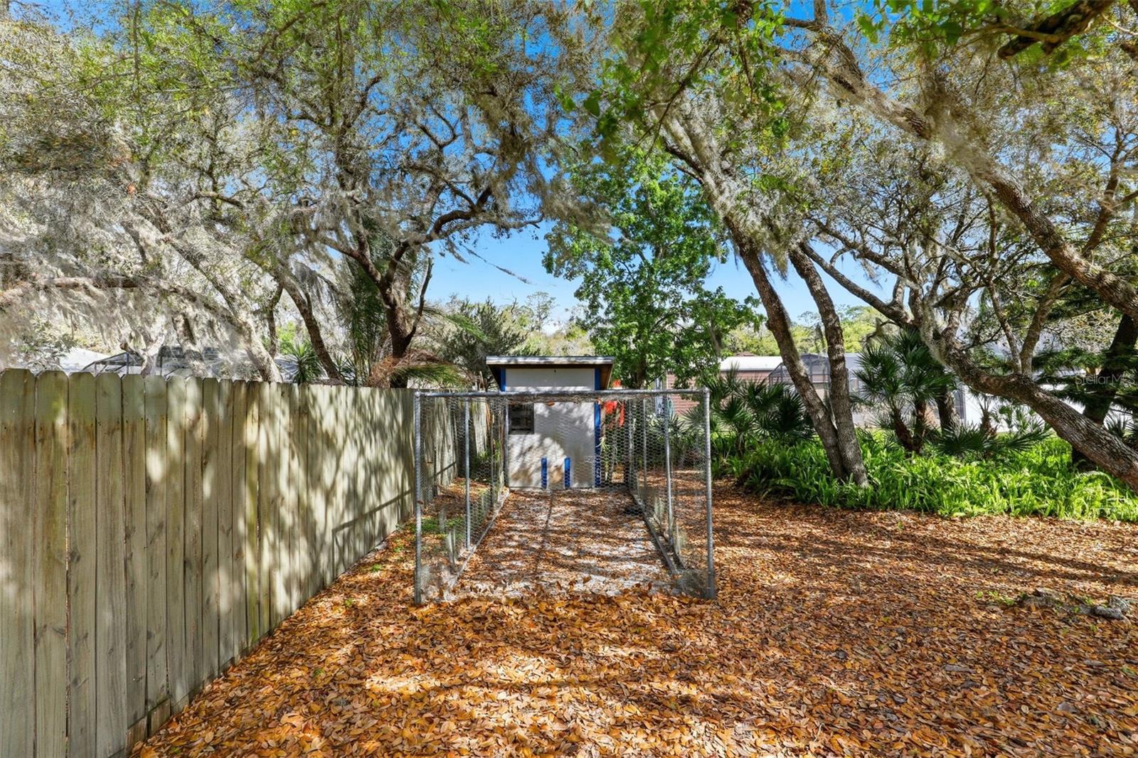 BAY LAKE ESTATES - Residential