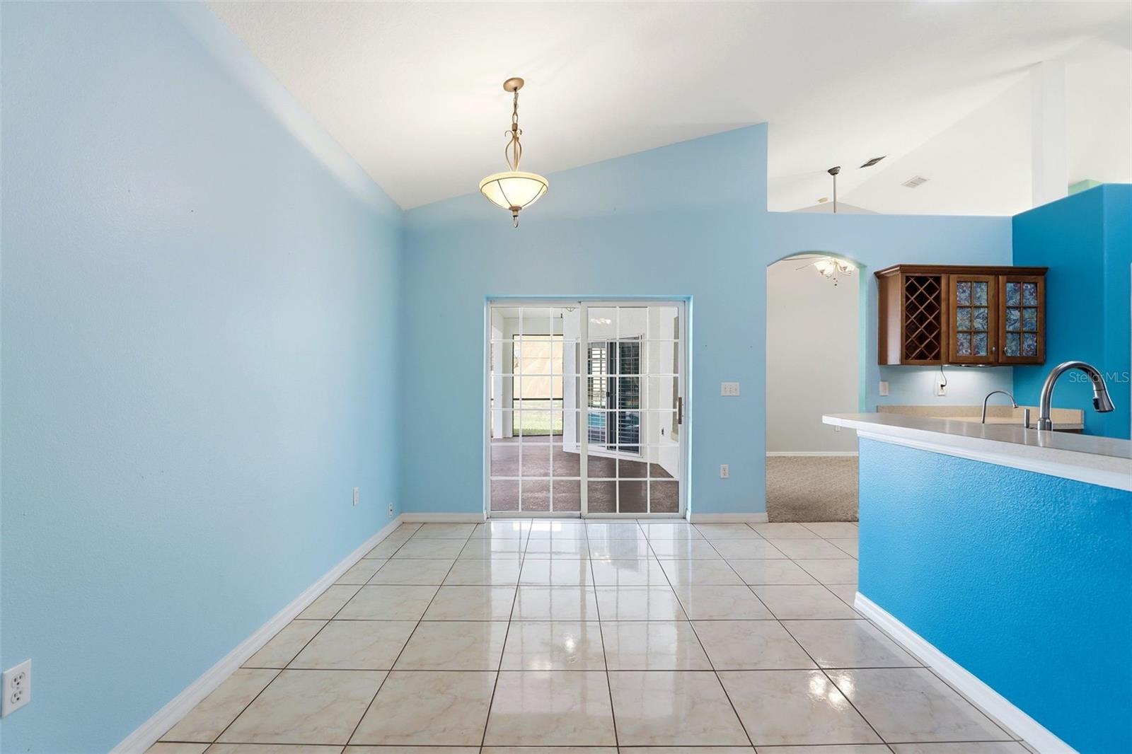 BAY LAKE ESTATES - Residential