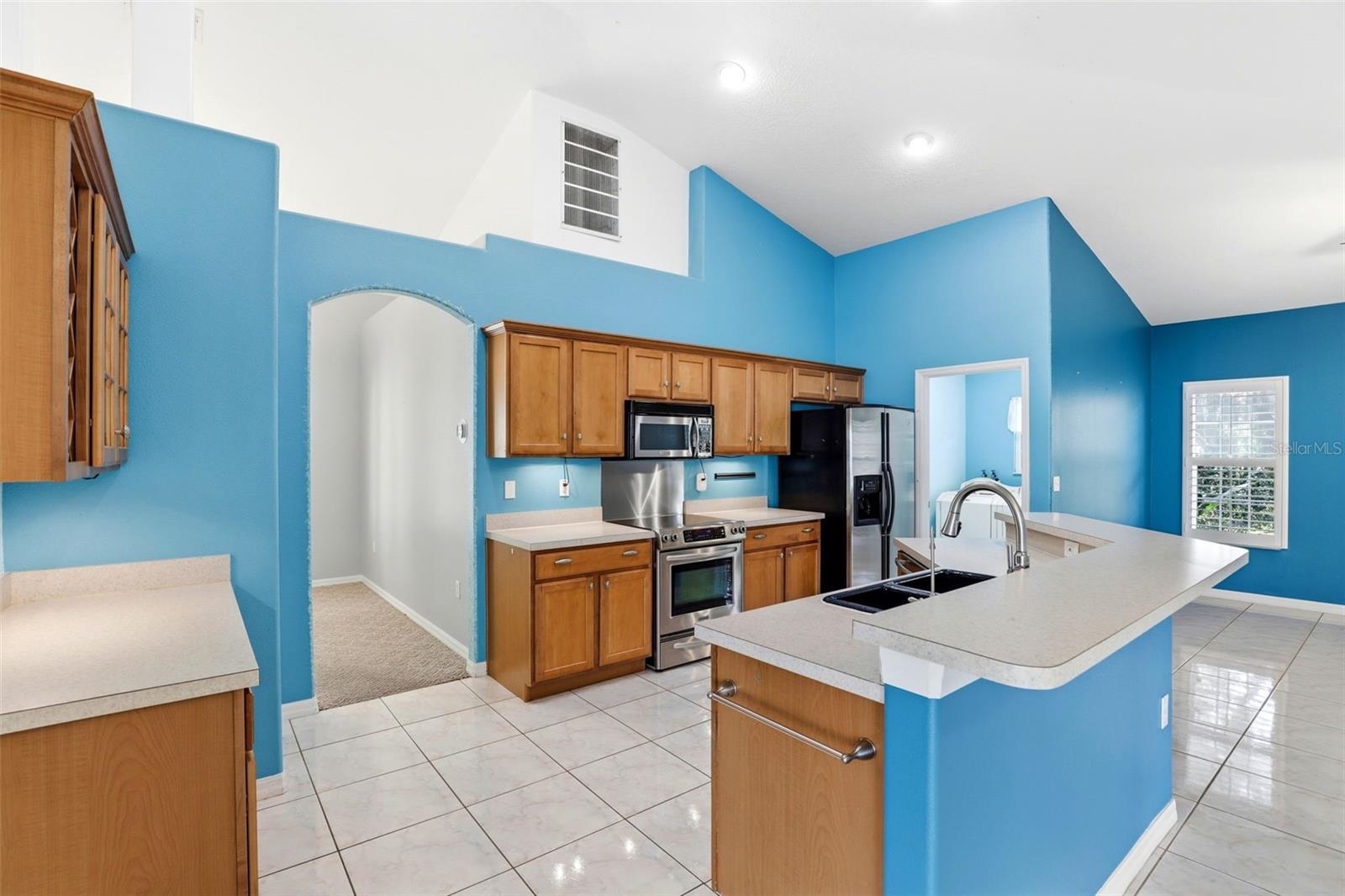 BAY LAKE ESTATES - Residential