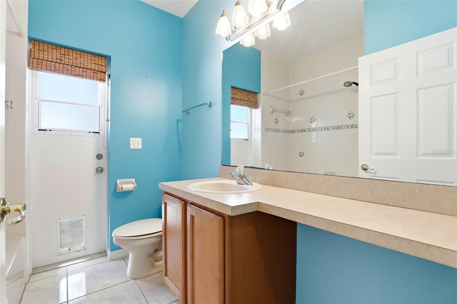 BAY LAKE ESTATES - Residential