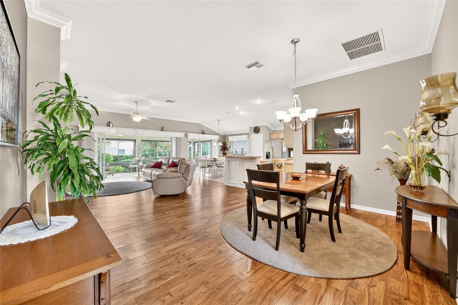 2425 BOILING SPRINGS COURT