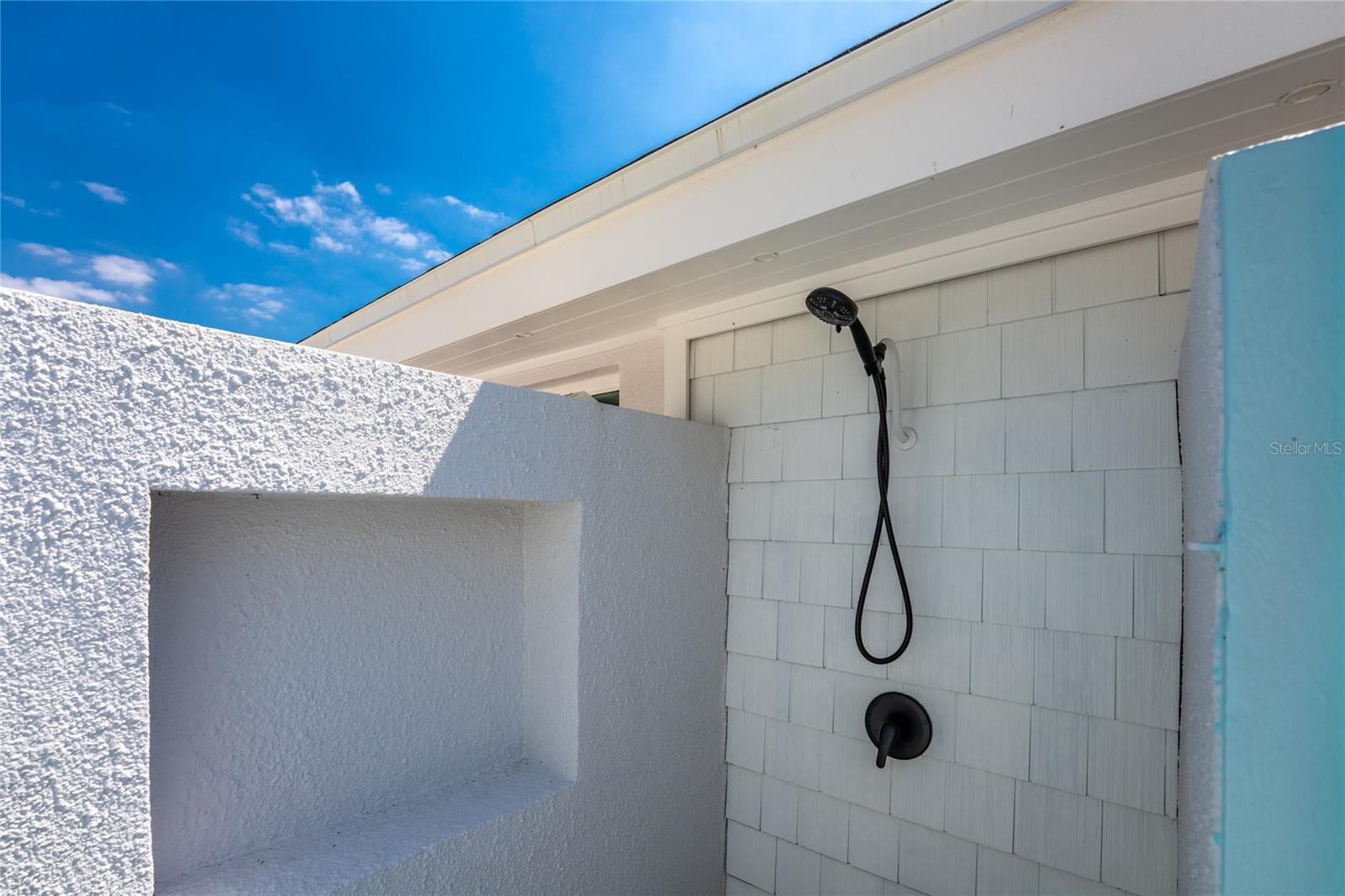 ENGLEWOOD SHORES - Residential