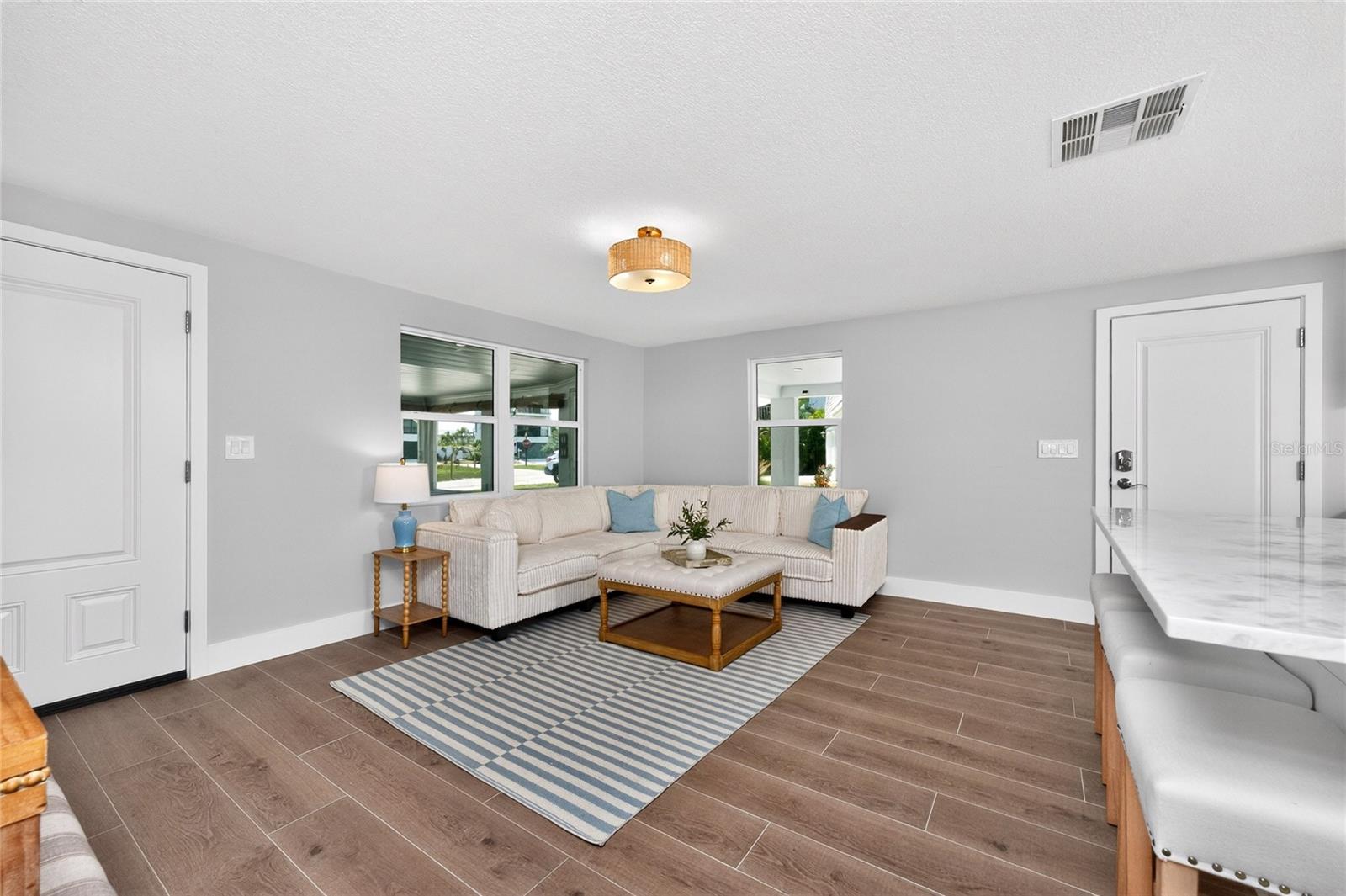 ENGLEWOOD SHORES - Residential