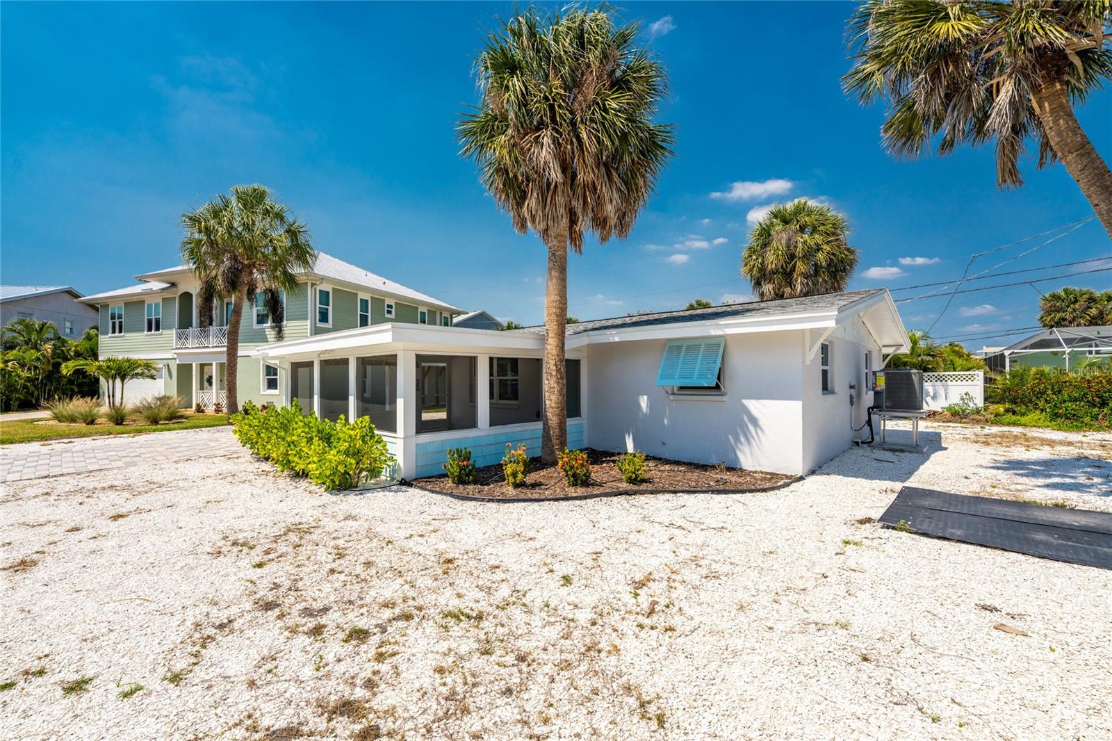 ENGLEWOOD SHORES - Residential