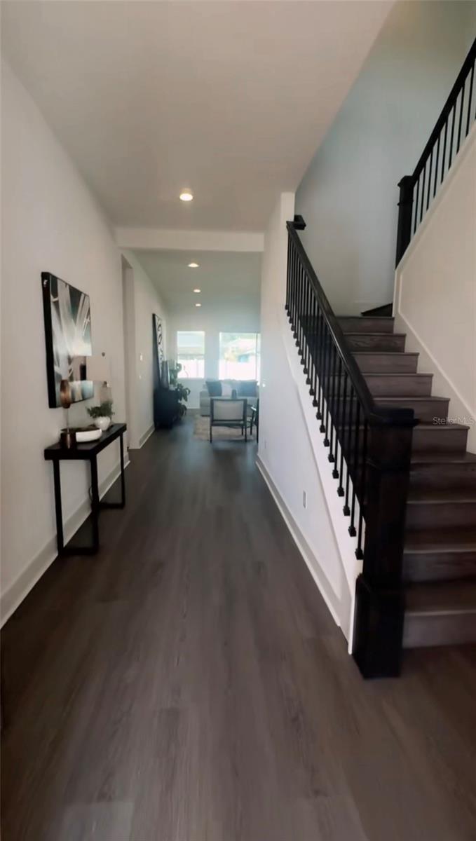 1062 GLORYLAND COURT