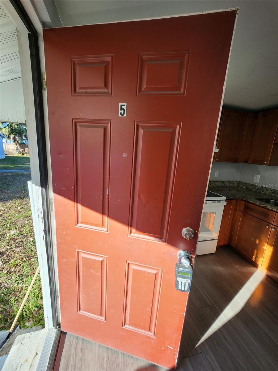 DREW PARK RE OF - Residential Lease