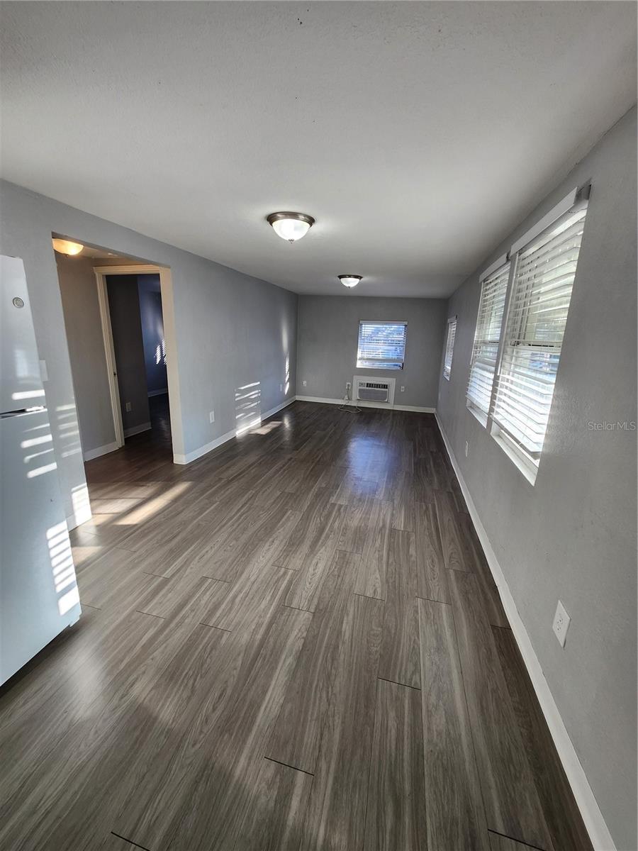 DREW PARK RE OF - Residential Lease