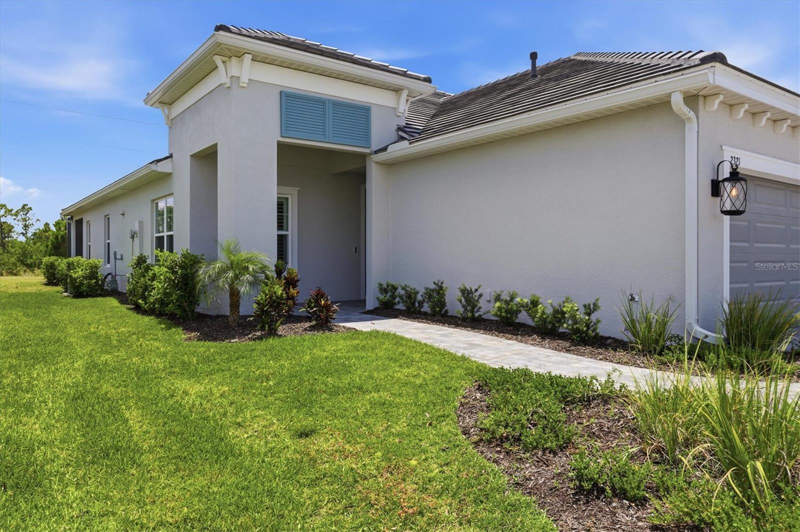 2321 BLUE MAHOE LANE