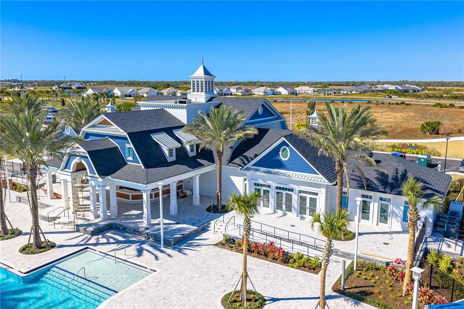 PALMERA AT WELLEN PARK - Residential