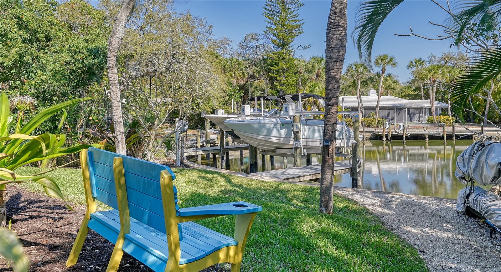 SIESTA BAYSIDE WATERSIDE WOOD - Residential