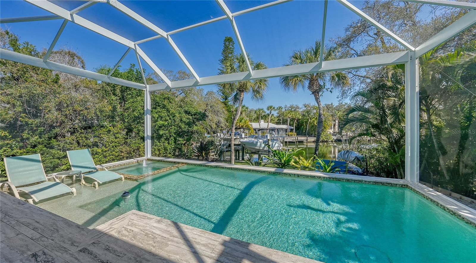 SIESTA BAYSIDE WATERSIDE WOOD - Residential